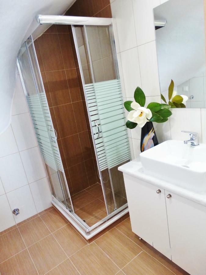 Ismini Cozy Rooms Kavála Eksteriør bilde